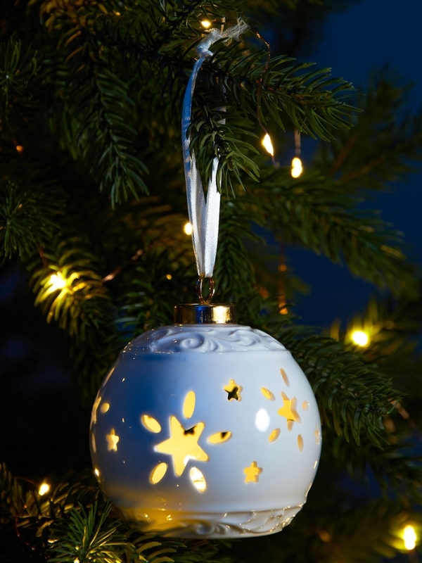 Елочный шар Елочный шар "Звездочки" 10х8.8х8.8, 1 LED, LR44x3(в компл.), Т/БЕЛЫЙ