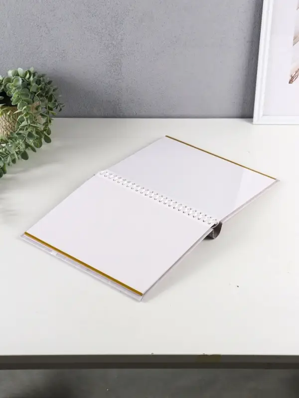 Фотоальбом Фотоальбом "Жирафик" 10 "магнитных"листов 23X28см, пер-т внутр.спираль