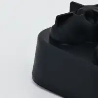 Форма для льда &laquo;Череп&raquo;, силикон, 11&times;8&times;4.5 см, 4 ячейки (4.4&times;2.7 см), чёрная