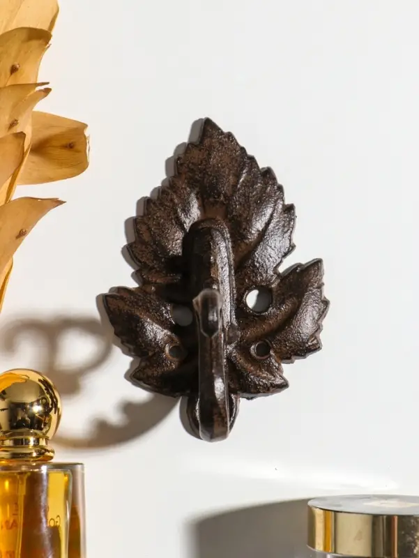 Крючок настенный &laquo;Виноградный лист&raquo;, ключница декоративная, чугун, 9&times;12.5&times;7.5 см