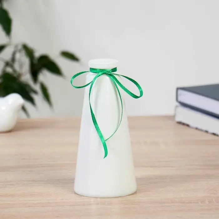 Ваза для цветов &laquo;Волшебные мгновения&raquo;, 210 мл, d=3.5 см, d=7.5 (дно), h=15 см, стекло, белая