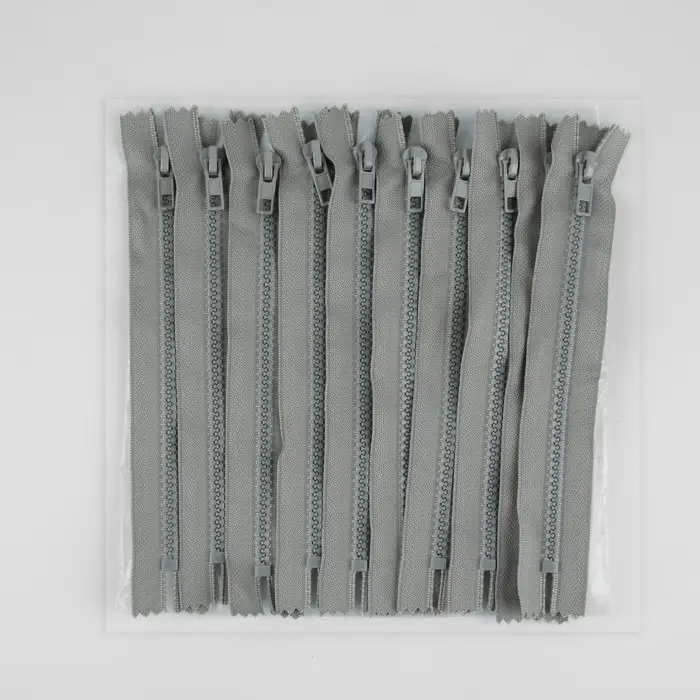 Молния «Трактор», №5, неразъёмная, замок автомат, 18 см, светло-серая