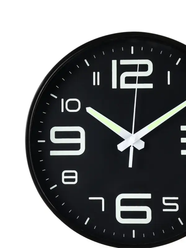 Часы настенные интерьерные &laquo;Классика&raquo;, плавный ход, светящиеся, d=25 см