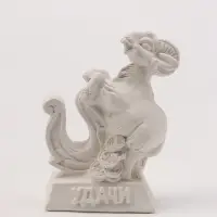 Фигурка декоративная &laquo;Коза с подковой на удачу&raquo;, неокрашенная, 6&times;5&times;3 см, белая