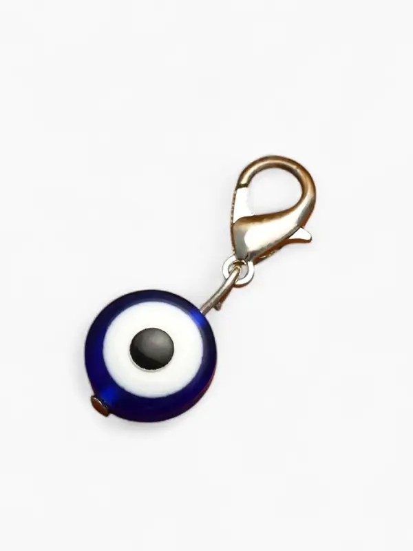 Шарм для браслета на карабине от сглаза &laquo;Заряжено на удачу&raquo;