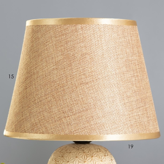 Настольная лампа Настольная лампа "Этуаль" Е27 40Вт бежевый 20х20х32 см RISALUX