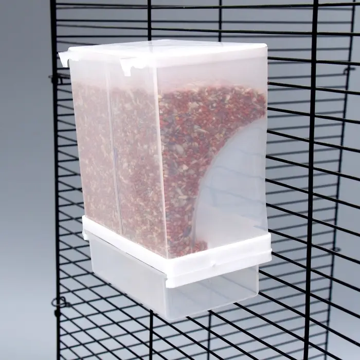 Автокормушка для птиц &laquo;Пижон&raquo;, 8.5&times;8&times;15.4 см, пластик, белая