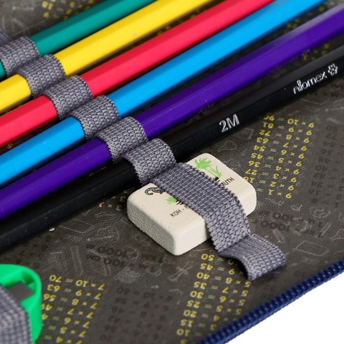 Пенал 2 секции, 125 х 205 мм, с наполнением 23 предмета, Calligrata Пенал 2 секции, 125 х 205 мм, с наполнением 23 предмета, Calligrata "Драйв" ламинированный картон, 30П26/2/set