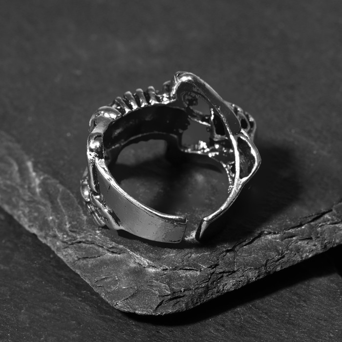 Кольцо «Перстень» скелет, цвет чернёное серебро, безразмерное