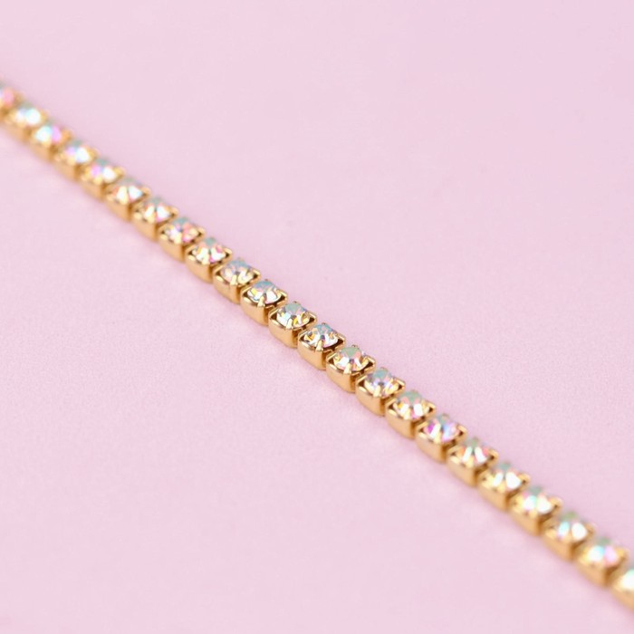 Цепь со стразами, с голографией, металл, стекло, 2,5 мм, 9 ± 1 м, цвет золотой Цепь со стразами, с голографией, металл, стекло, 2,5 мм, 9 ± 1 м, цвет золотой