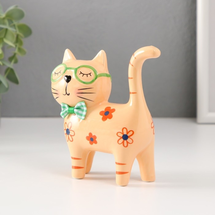Сувенир керамика Сувенир керамика "Кошечка в зелёных очках, в цветочках" жёлтый 11,6х4,3х11,5 см