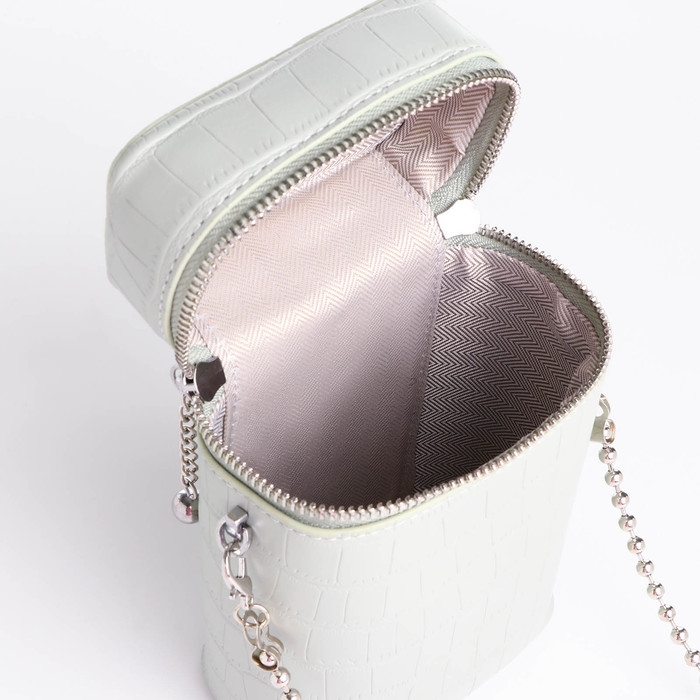 Сумка кросс-боди, отдел на молнии, длинный ремень, цвет зелёный Сумка кросс-боди, отдел на молнии, длинный ремень, цвет зелёный