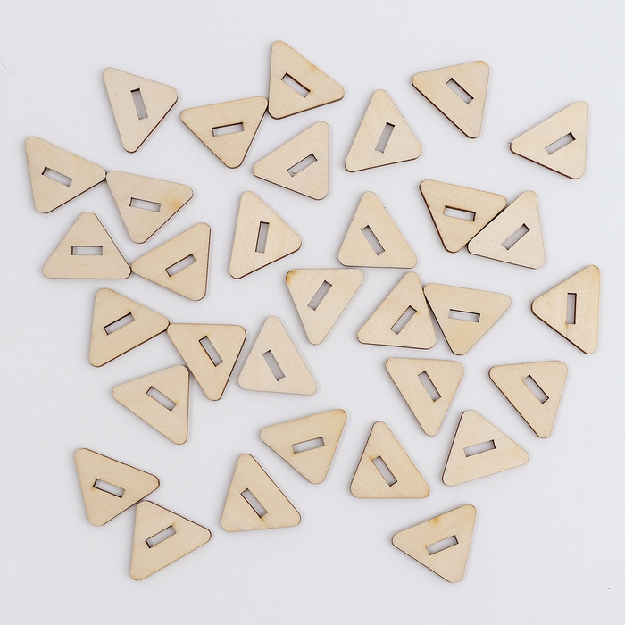 Настольная игра «Малыши» Настольная игра «Малыши»