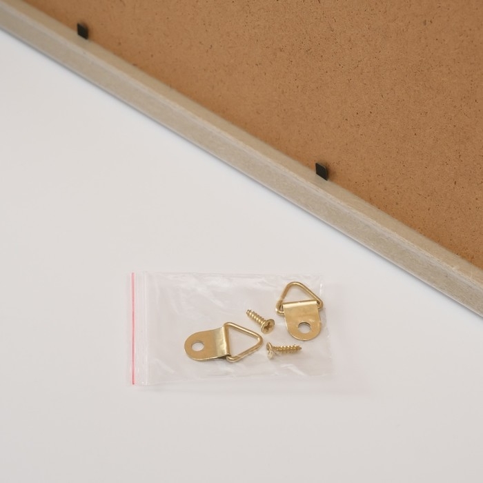 Фоторамка пластик на 3 фото 9х13 см "Дом" с прищепками, белая 40х30х2 см