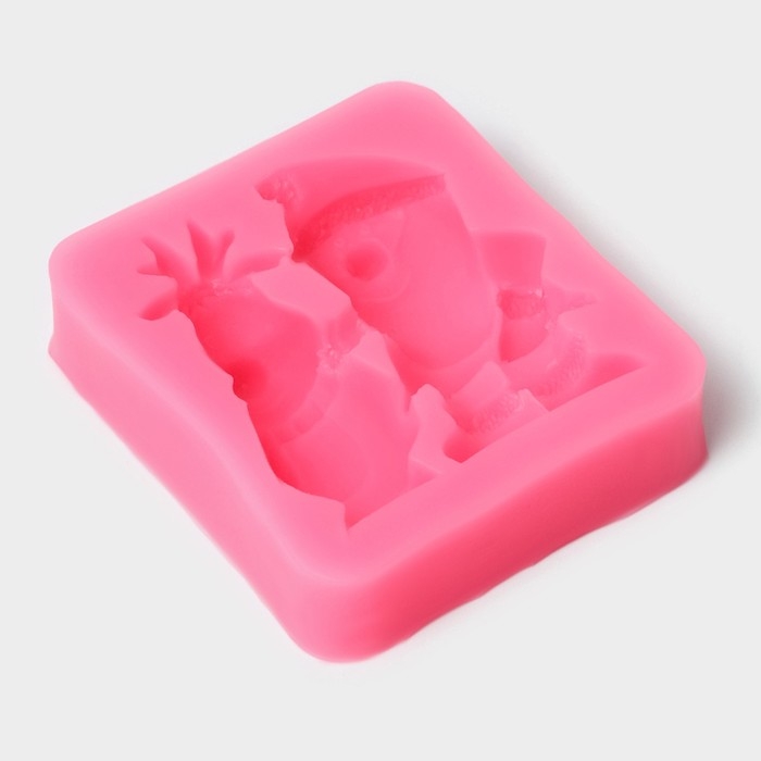 Молд новогодний «Дед Мороз и олень», силикон, 6,5×5,7×1,8 см, цвет розовый Молд новогодний «Дед Мороз и олень», силикон, 6,5×5,7×1,8 см, цвет розовый