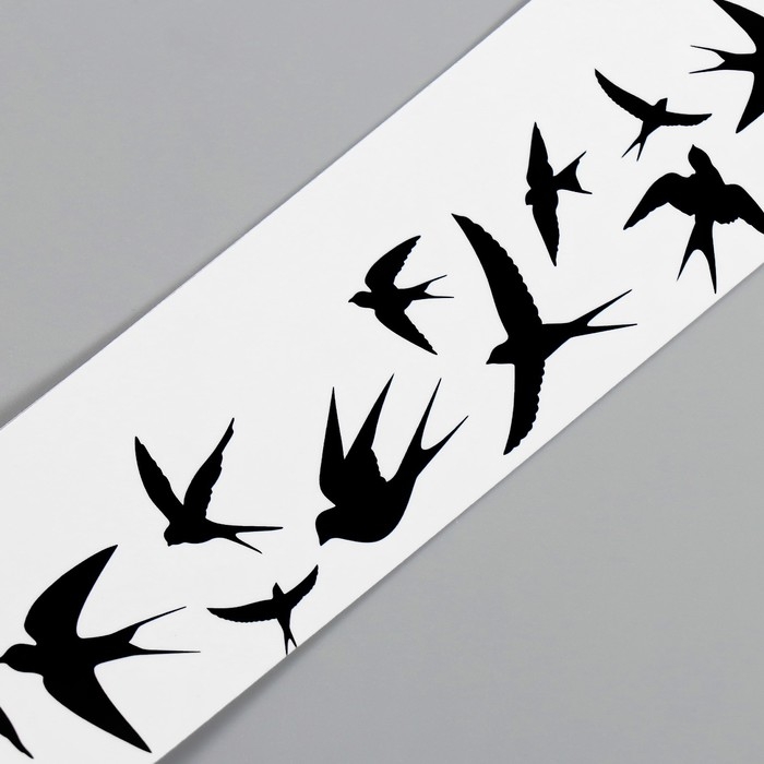 Татуировка на тело чёрная Татуировка на тело чёрная "Браслет. Ласточки" 20х3 см