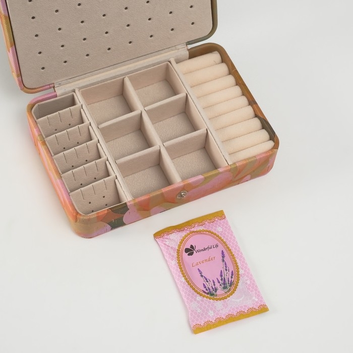 Шкатулка кожзам для украшений  Шкатулка кожзам для украшений "Рыжеволосая девушка" 11х16х5,5 см