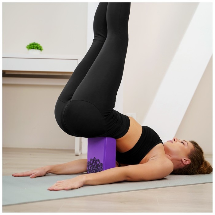 Блок для йоги Sangh, 23×15×8 см, цвет фиолетовый Блок для йоги Sangh, 23×15×8 см, цвет фиолетовый
