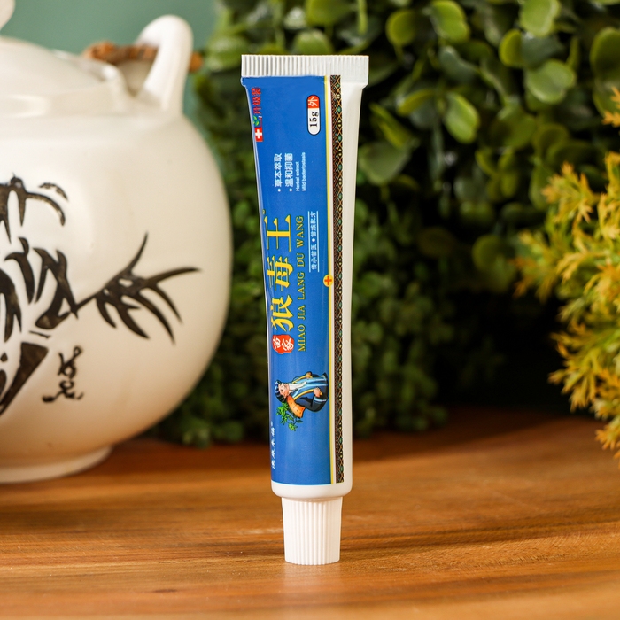 Набор: противозудная мазь 15 г + спрей 30 мл Набор: противозудная мазь 15 г + спрей 30 мл