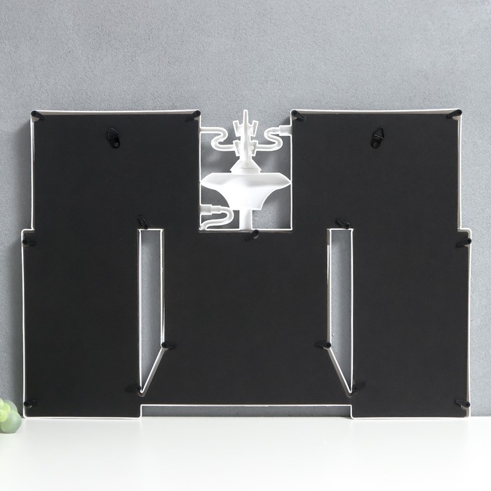 Фоторамка пластик на 5 фото 10х15 см  Фоторамка пластик на 5 фото 10х15 см "Ноутбук" белая 30,5х44,5 см