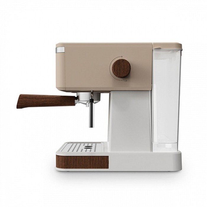 Кофеварка BQ CM2006, рожковая, 850 Вт, 1.7 л, капучинатор, жёлто-коричневая Кофеварка BQ CM2006, рожковая, 850 Вт, 1.7 л, капучинатор, жёлто-коричневая