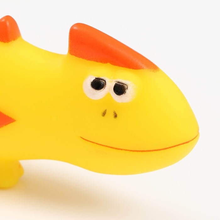 Игрушка пищащая  Игрушка пищащая "Хамелеон" для собак, 19 см, жёлтая