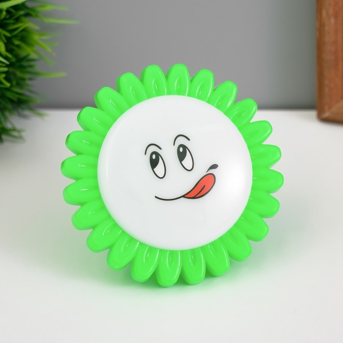 Ночник пластик от сети "Цветы на цветке" МИКС 7,5х7,5х2,7 см RISALUX