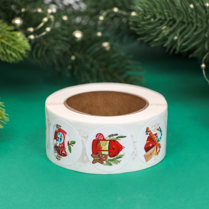 Новый год. Наклейки новогодние в рулоне Новый год. Наклейки новогодние в рулоне "Уют", 500 шт, 2,5 х 2,5 см.