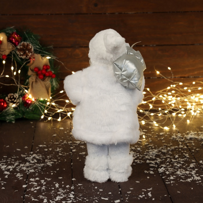 Дед Мороз  Дед Мороз "В белой шубке, с фонариком и подарками" Микс 30 см