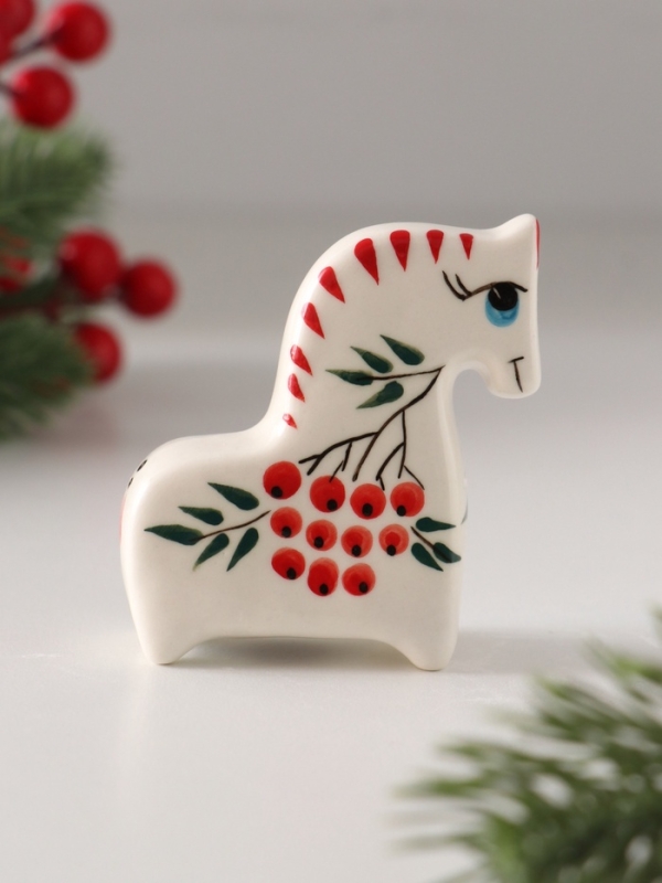 Статуэтка фарфоровая  Статуэтка фарфоровая "Конь Рябинка",  7 см