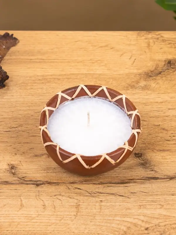 Свеча в керамической чаше, 11х11х5 см Свеча в керамической чаше, 11х11х5 см