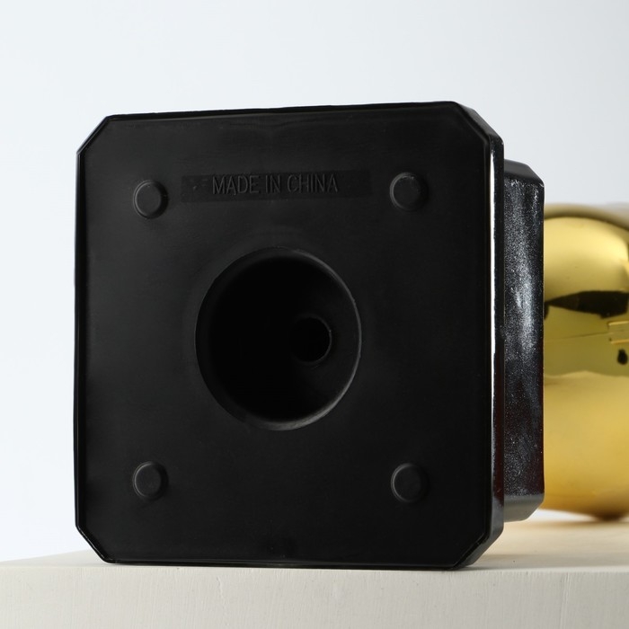 Кубок 013В, наградная фигура, золото, подставка пластик, 18,5 х 11,5 х 8 см. Кубок 013В, наградная фигура, золото, подставка пластик, 18,5 х 11,5 х 8 см.