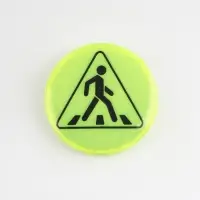 Светоотражающий значок «Пешеходный переход», d=3 см, жёлтый
