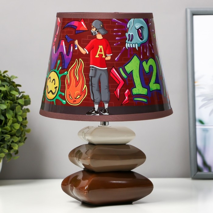 Настольная лампа  Настольная лампа "Граффити" Е14 15Вт 20х20х28 см RISALUX