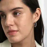 Серьги-кольца со стразами d=2.5 см, белые в серебре