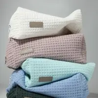 Косметичка женская на молнии TEXTURA, объёмная, большая, мягкая, розовая