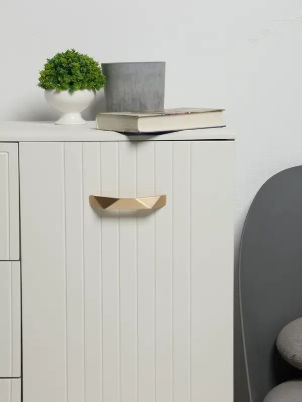 Ручка-скоба мебельная CAPPIO EDGE, м/о 127 мм, золото