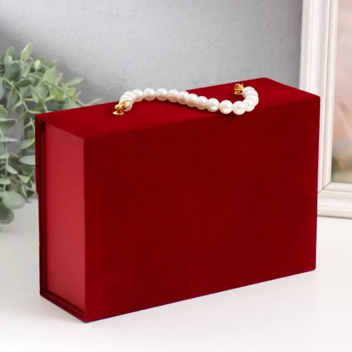 Шкатулка картон Шкатулка картон "Ромбы. Бордо" ручка из жемчужин 8х24х16,5 см