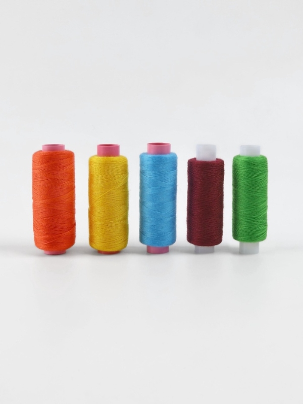 Набор ниток 5шт 40S/2 200м 100% полиэстер Яркий Набор ниток 5шт 40S/2 200м 100% полиэстер Яркий