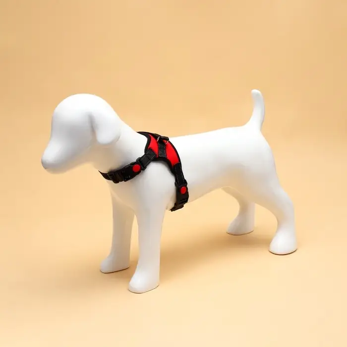 Шлейка К7, размер S, ОГ 44-55 см, вес 5-9 кг, мягкая, светоотражающая, красная