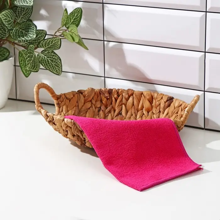 Салфетка универсальная Доляна, 220 г/м², 30×30 см, микрофибра, c оверлоком, розовая Салфетка универсальная Доляна, 220 г/м², 30×30 см, микрофибра, c оверлоком, розовая