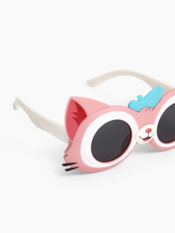 Очки солнцезащитные детские, uv 400, ширина 12.5 см, дужка 13.2 см, линза 4.5 х 3.9 см Очки солнцезащитные детские, uv 400, ширина 12.5 см, дужка 13.2 см, линза 4.5 х 3.9 см