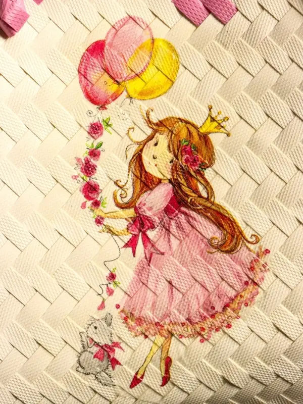 Сумка плетёная на застёжке «Девочка с букетом», 40×10×55 см, пластик, бело-розовая Сумка плетёная на застёжке «Девочка с букетом», 40×10×55 см, пластик, бело-розовая