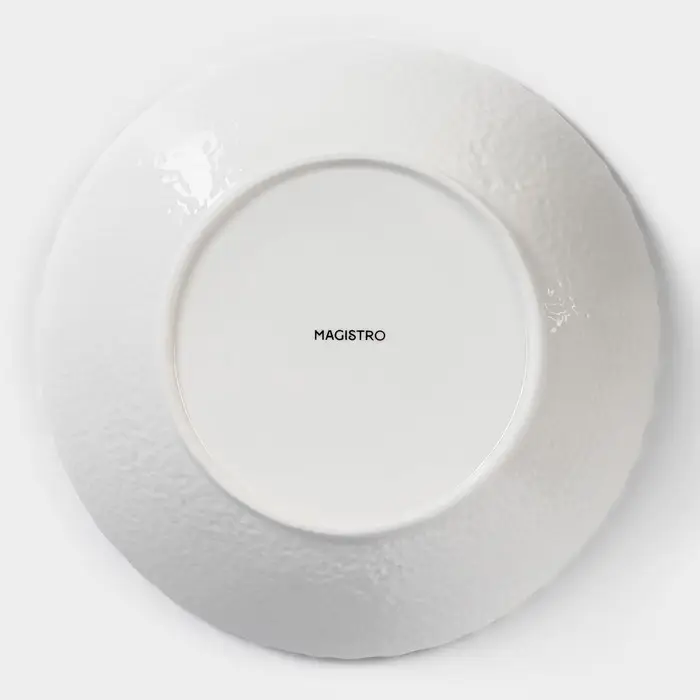 Салатник фарфоровый Magistro «Цветок Бланш», d=23 см, цвет белый