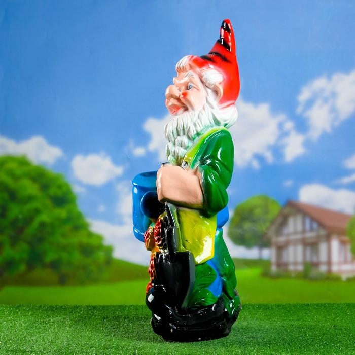Садовая фигура  Садовая фигура "Гном с лейкой" большой 75х39х32см