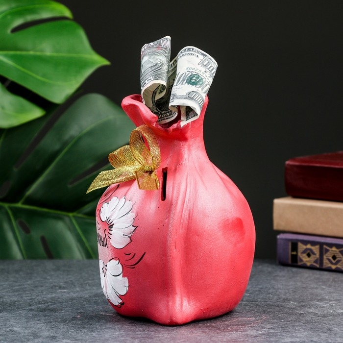 Копилка Копилка "Мешок - Неприкасаемый запас" красная, 17см