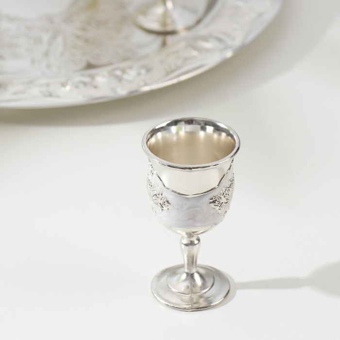 Набор винный кувшин, 6 бокалов и поднос  Набор винный кувшин, 6 бокалов и поднос "Стамбул. Медальон и розы" белый перламутр серебро