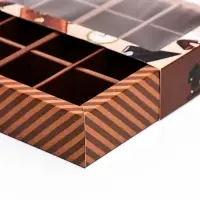 Коробка под 16 конфет «Лучшему мужчине», 17.7×17.7×3.8 см
