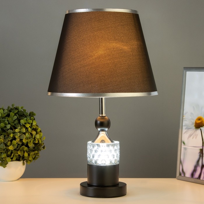 Настольная лампа с подсветкой Настольная лампа с подсветкой "Жасмин" Е27 40Вт черно-хромовый 28х28х45,5 см