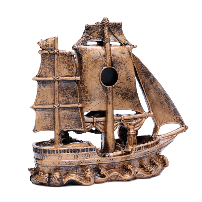 Часы настольные интерьерные на батарейках Часы настольные интерьерные на батарейках "Парусник", 29 х 26.5 см, циферблат d-8 см